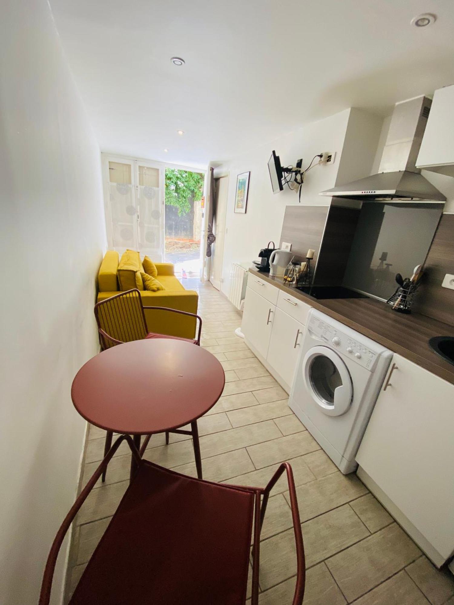 Studio Collioure Mouret Екстериор снимка